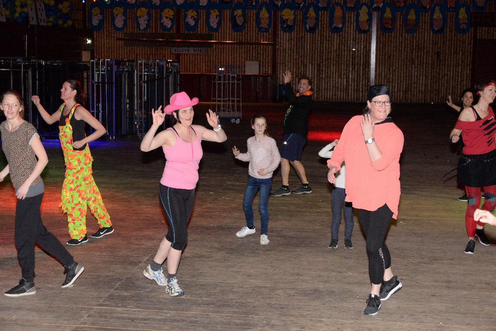 ../Images/Carnavals Zumba 2019 055.jpg